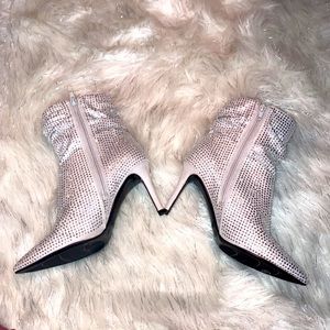 STEVE MADDEN Swarovski Rhinestone Ankle Boots ⭐️SALE⭐️‼️